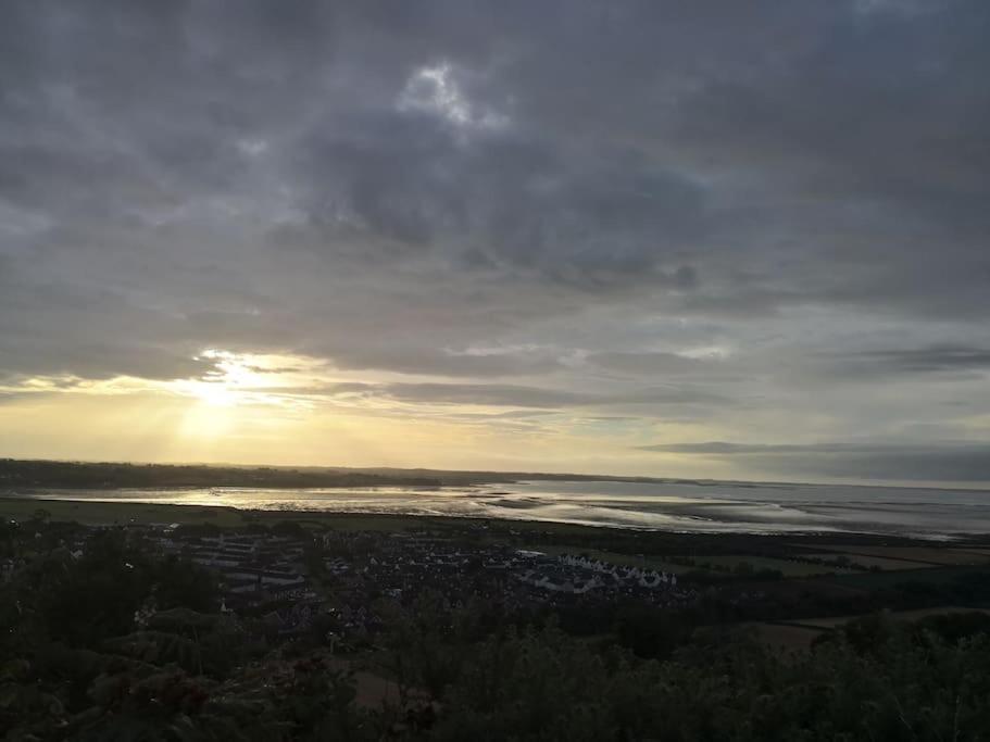 Converted Cattle Barn Overlooking Strangford Lough นิวทานาร์ดส์ ภายนอก รูปภาพ
