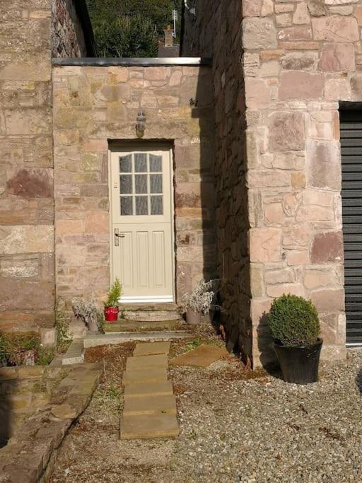Converted Cattle Barn Overlooking Strangford Lough นิวทานาร์ดส์ ภายนอก รูปภาพ